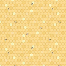 Load image into Gallery viewer, Riley Blake - Sunshine and Sweet Tea - Honeycomb Sunshine - 1/2 YARD CUT