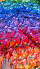 Load image into Gallery viewer, Hoffman - Yuletide Blooms - Poinsettia Ombre Stripe - 1/2 YARD CUT