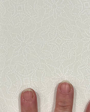 Load image into Gallery viewer, Moda Fabrics - Sunflowers My Heart Cloud White - 1/2 YARD CUT