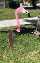 Load image into Gallery viewer, Dancing Yard Flamingo