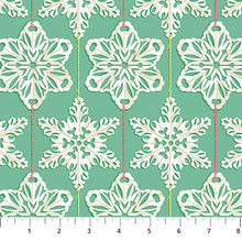 Load image into Gallery viewer, Anna Maria Textiles - Cozy Christmas - Paperflakes - Country - 1/2 YARD CUT
