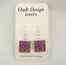Load image into Gallery viewer, Quilt Design Jewelry Earrings - Trip Around the World Peach

