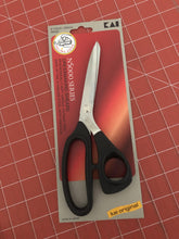 Load image into Gallery viewer, Kai 8 1/2” Shears - N5220 - Dreaming of the Sea Fabrics
